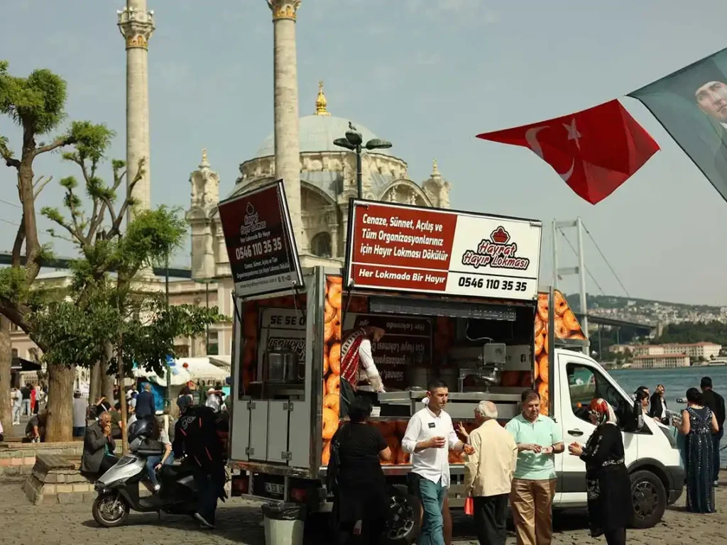 Hayır Lokması ve Lokma Dağıtımı İçin En İyi Lokmacı
